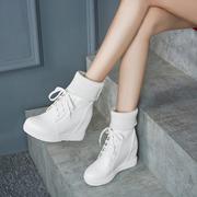 两穿秋季英伦风韩版内增高跟厚底马丁靴休闲学生白色毛线短靴女靴