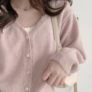 奶fufu的粉色~ 爱心纽扣 短款针织毛衣 韩国复古V领少女开衫外套