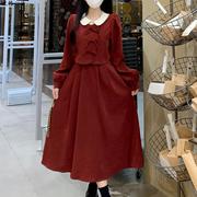法式复古红色假两件连衣裙秋冬大码遮肚显瘦减龄娃娃领灯芯绒长裙