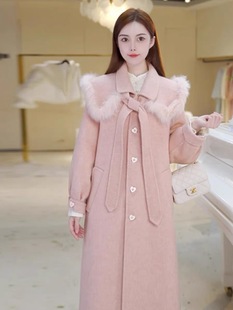 冬季玫瑰粉毛呢外套女韩系，设计高级感气质羊绒，长毛领披肩呢子大衣