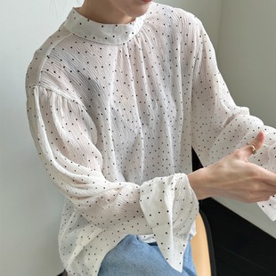 韩国chic春季微透圆点褶皱纹理后背，系带设计半高领喇叭袖雪纺衬衫