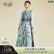 SUSSI/古色秋季商场同款蓝色复古印花长袖中长款连衣裙女