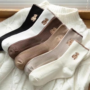 以纯4双装秋冬学生小熊，袜子女韩版中筒袜，ins潮百搭堆堆袜长筒