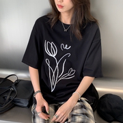 韩国2024春夏季刺绣花卉短袖t恤女宽松黑色纯棉休闲显瘦上衣