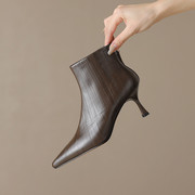 女士全牛皮2023鞋子女秋冬款今年流行的小短靴冬季加绒高跟