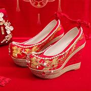 秀禾鞋女春季增高珍珠流苏，古风翘头高跟中式婚礼新娘刺绣单鞋