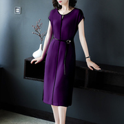 低调奢华连衣裙洋气减龄女夏季40岁2024圆领醋酸缎面紫色裙子