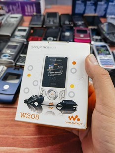 索尼爱立信w205库存，全套walkman音乐机