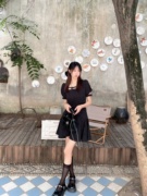黑松露/法式显瘦黑色连衣裙夏季小个子高级感2023收腰短裙