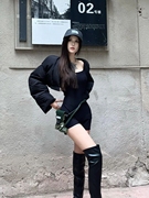 itt7studio乌托邦主义羽绒服，女冬季黑色短款外套，休闲吊带连体裤