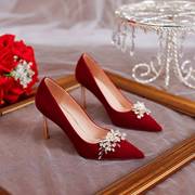 酒红色结婚鞋子敬酒秀禾服婚鞋，新娘鞋秀禾婚纱两用中式女2023