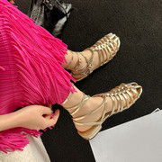 真皮法式小众设计感金色镂空编织猪笼鞋平底绑带，罗马女夏时尚凉鞋