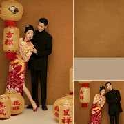 新年婚纱照纯色棕色影楼婚纱摄影拍照背景布中式端庄华贵红色旗袍