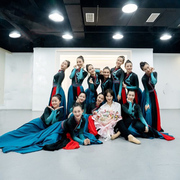 蒙古演出服少数民族服装现代民族，风舞蹈夏蒙族(夏蒙族，)舞蹈衣服女鸿雁套装