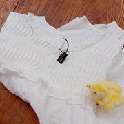rom2高品质打底好物森女田园风可爱荷叶边长袖，打底白色娃娃衫