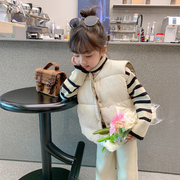 女童马甲秋冬外穿2023韩版儿童衣服时髦保暖背心宝宝夹棉外套棉衣