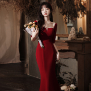 敬酒服新娘鱼尾2023结婚红色订婚晚礼服，修身宴会气质长款显瘦