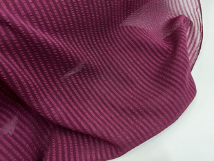 日本进口100%聚酯纤维紫色条纹雪纺布料连衣裙服装设计面料