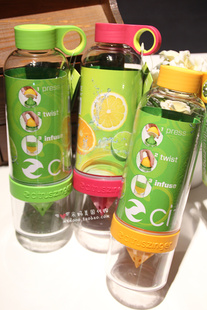 美国Citrus Zinger活力瓶 柠檬杯水果杯手动榨汁水杯