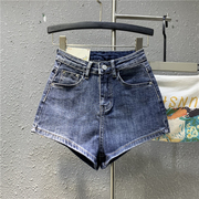 蓝色紧身牛仔短裤韩版2024年夏季高腰弹力修身显瘦直筒热裤潮