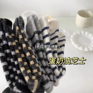 加厚兔羊毛袜子女ins潮秋冬季韩版日系条纹毛绒，中筒袜堆堆袜保暖