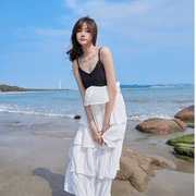 高级感气质拼色层层蛋糕裙，吊带连衣裙女夏季超仙海边度假风沙滩裙