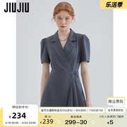 JIUJIU灰色西装连衣裙2024女夏季设计感小众显瘦收腰百褶裙子