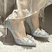 法式水晶鞋2024春秋，银色婚鞋水钻蝴蝶结，尖头高跟鞋女细跟单鞋