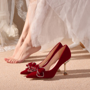 红色婚鞋女秀禾服婚纱两穿2024年中式新娘鞋不累脚结婚高跟鞋