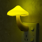 可爱蘑菇灯插电led光控感应小夜灯儿童卧室，起夜婴儿喂奶护眼睡眠