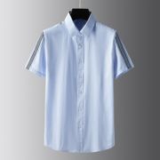 欧美轻奢男装双肩拼接织带，短袖衬衫竖条纹，浅蓝时尚修身半袖衬衣潮