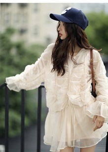 2023夏季kimhekim单仙女(单仙女)时尚褶皱收腰连帽，长袖外套衬衫雪纺衫上衣