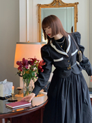 法式黑色小香风外套，女春秋季短款v领长袖西装收腰显瘦上衣