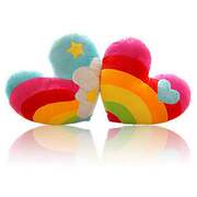 可爱彩虹心形情侣抱枕毛绒玩具汽车靠垫靠背办公室午休枕礼物
