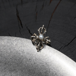 哥特风古董设计金刚杵，指环天然珍珠通体，925银开口戒戒指宫廷复古