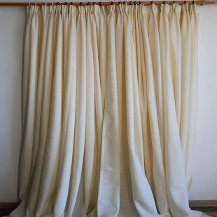 外贸奶油色竹节麻窗帘成品遮光日式挂钩款北欧麻布客厅高级感