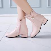 粉色短靴女学生秋冬蝴蝶结2021女靴子低跟粗跟甜美靴子女