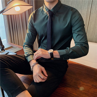 春秋款男士长袖衬衫，韩版修身商务休闲正装，寸衫潮流免烫衬衣墨绿色