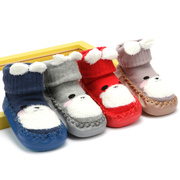 新生婴儿童鞋袜春秋冬款，男女宝宝软底不掉加厚防掉保暖学步前鞋子