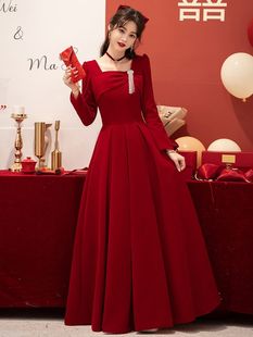高端红色新娘敬酒服2024年显瘦小个子平时可穿中长款连衣裙女