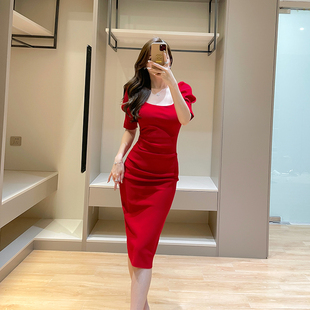 法式气质方领连衣裙夏季领证订婚红色复古小众褶皱，收腰包臀一步裙