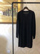 摩系列黑色纯色v领羊毛针织连衣裙带开叉MA174SWT321
