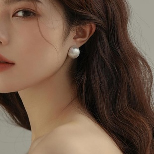 srrmhyn韩国拉丝圆球耳钉女小众设计高级感气质耳环925银2022年新