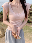 性感低领短袖t恤女夏2024韩版女装纯色修身辣妹正肩短款圆领上衣