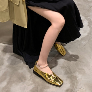 小众高级设计金色方头，低跟单鞋女2023春季漆皮气质圆环平底鞋