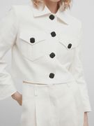 秋冬女短外套长袖翻领修身显瘦显高新设计感小众甜美百搭白色上衣