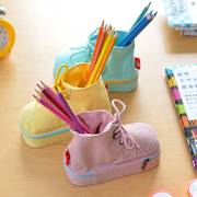 帆布鞋子文具盒女孩小清新马丁靴铅笔袋，文具袋笔筒笔盒奇葩创意学