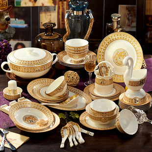 欧式碗碟套装家用高档送礼陶瓷器，套碗盘碟北欧景德镇骨瓷餐具套装