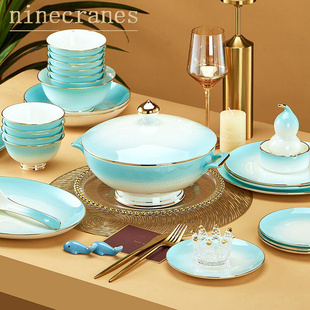 景德镇碗碟套装高档家用欧式金边餐具，套装骨瓷现代轻奢乔迁碗盘