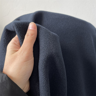藏青色深蓝色羊毛绒感面料，质感不错做大衣裤子，布料20一米70羊毛